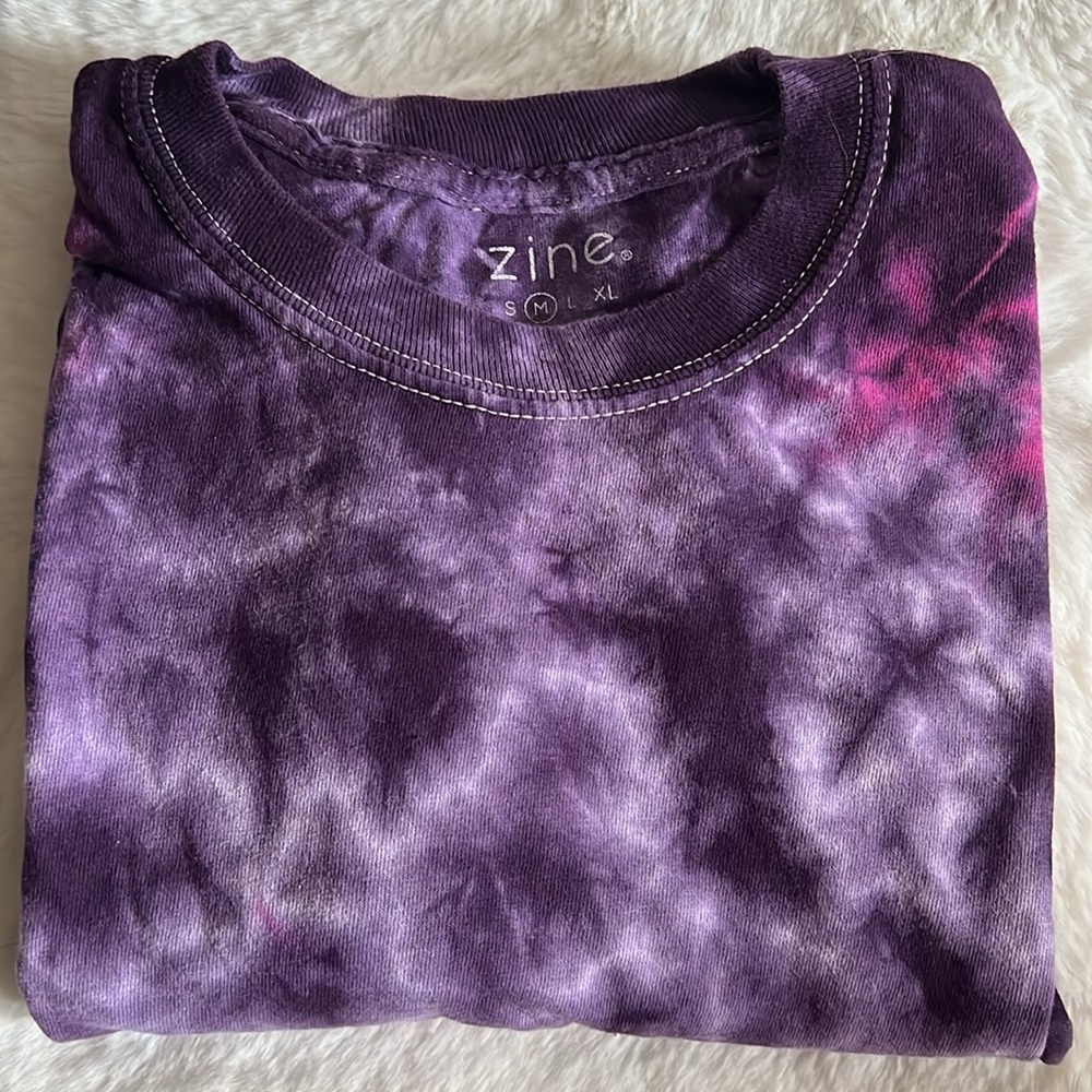 Purple Tie Dye Long Sleeve Shirt. Size M
